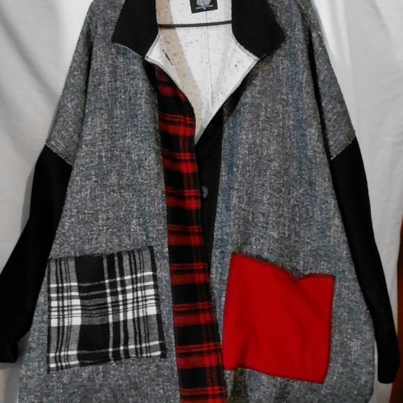 Chic Gray and Red Women's Teddy Jacket - Picture 3 of 9